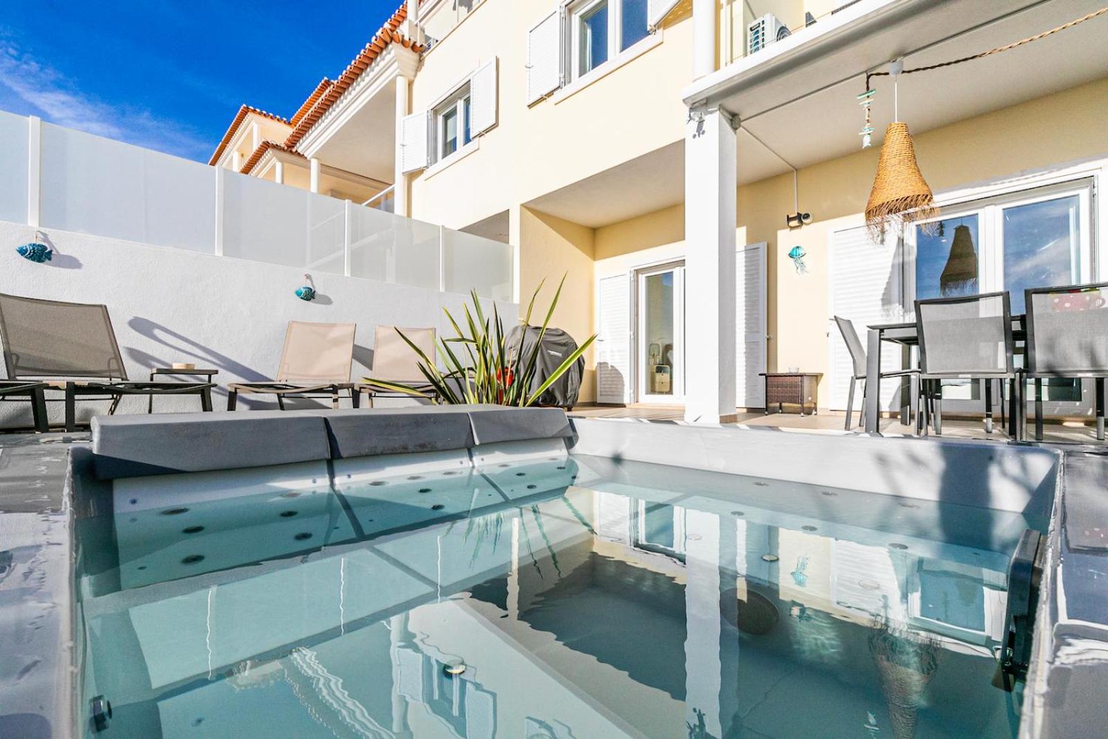 Vibing & Liming Ericeira Hotel Kültér fotó