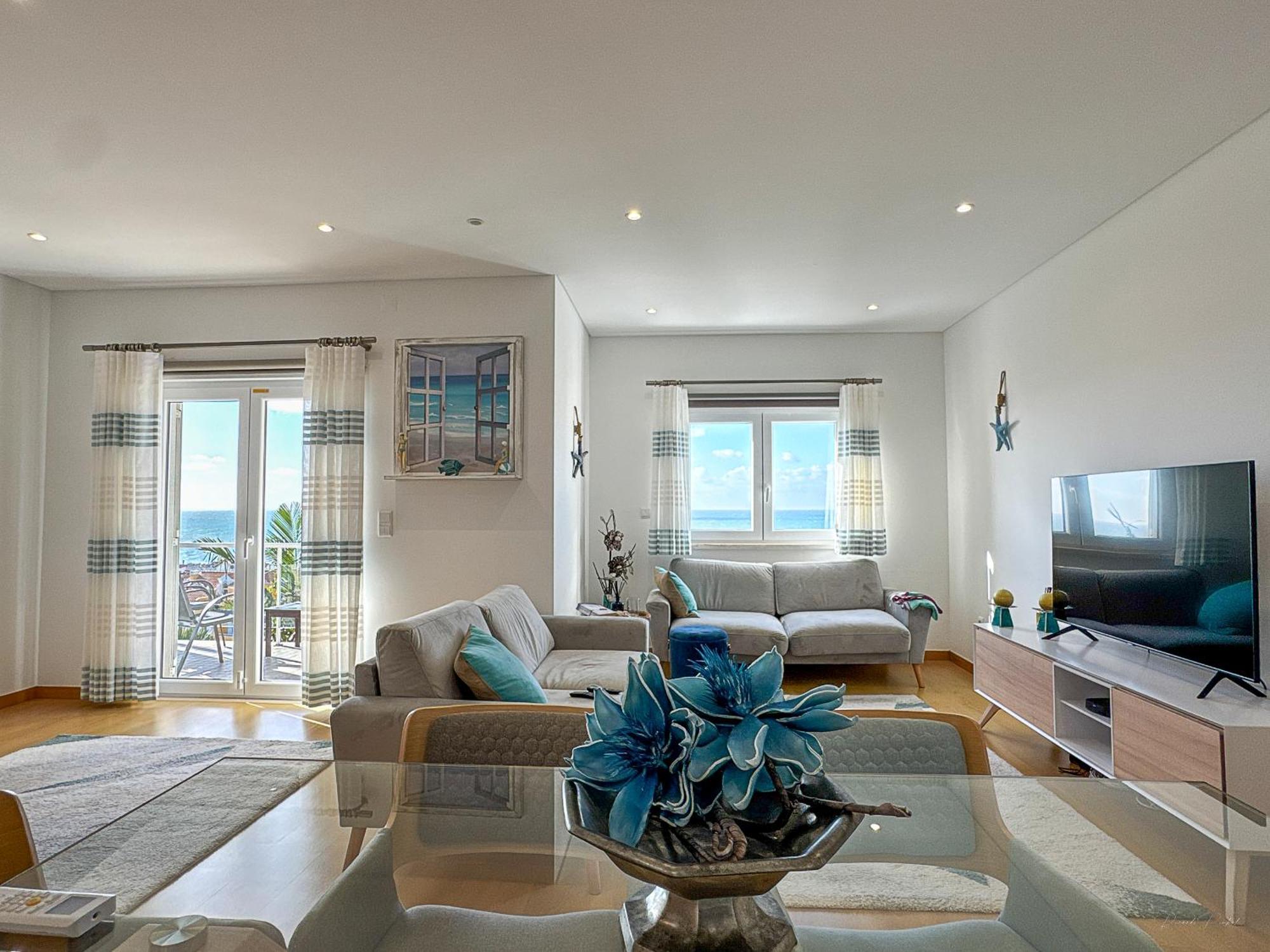 Vibing & Liming Ericeira Hotel Kültér fotó
